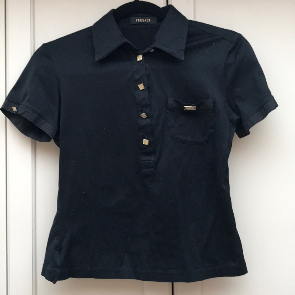 Short sleeve button down